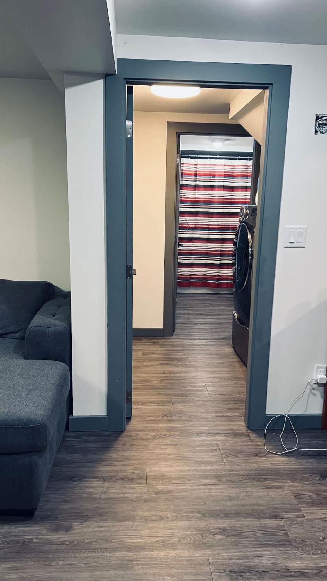 Tranquil Oasis 2 Bedroom Suite With Pool View Вікторія Екстер'єр фото